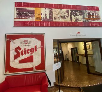 Voden ogled po muzeju  o pivovarni Stiegel 