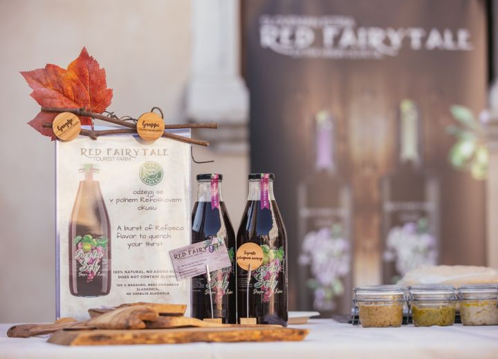 Turizem na kmetiji RED FAIRYTALE